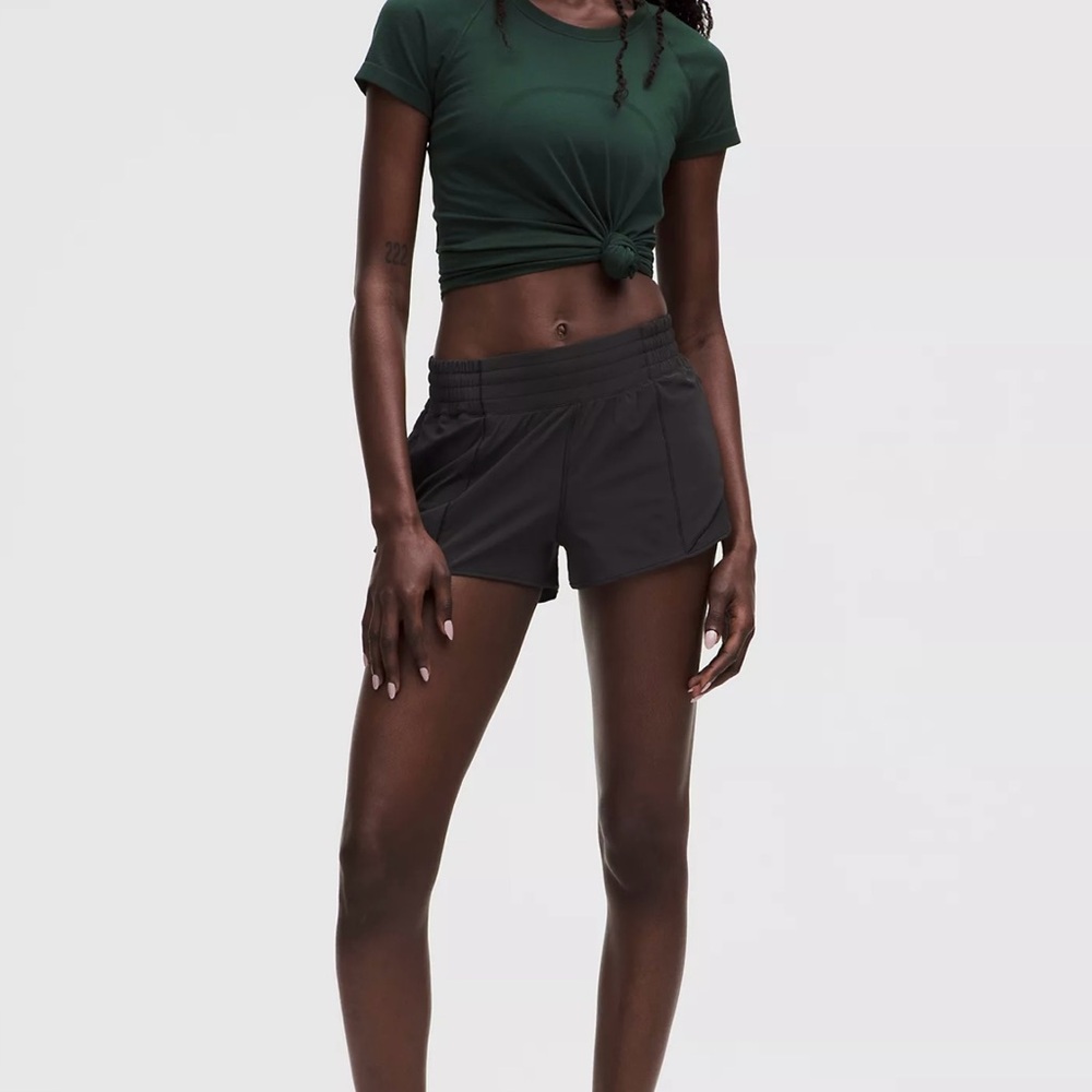 Lululemon Hotty Hot High-Rise 2.5" black 0